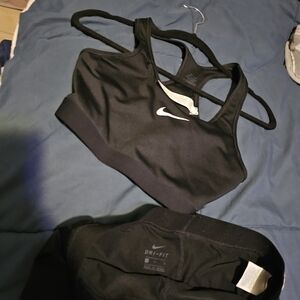 Nike Pro Size Large sports bra and pants set
